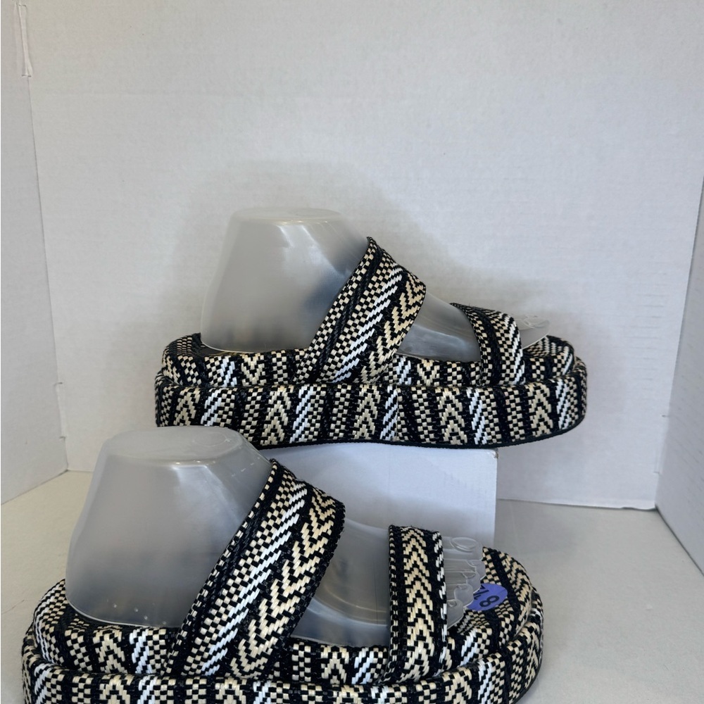 Liliana Black & Cream Patterned Woven Platform Sandals - Picture 2 of 8